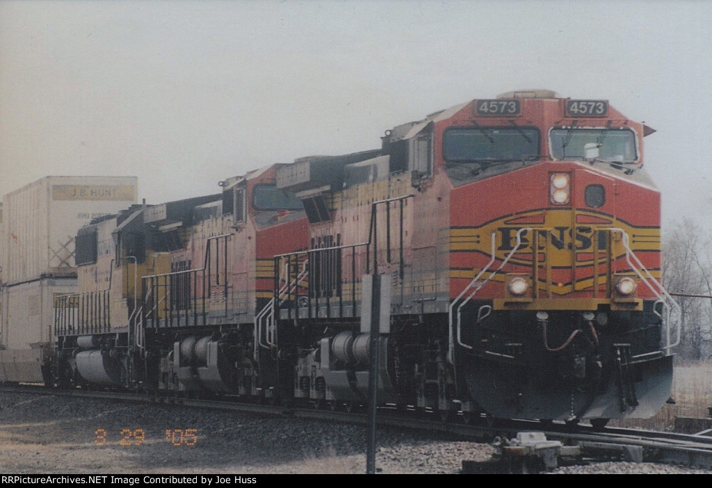 BNSF 4573 West